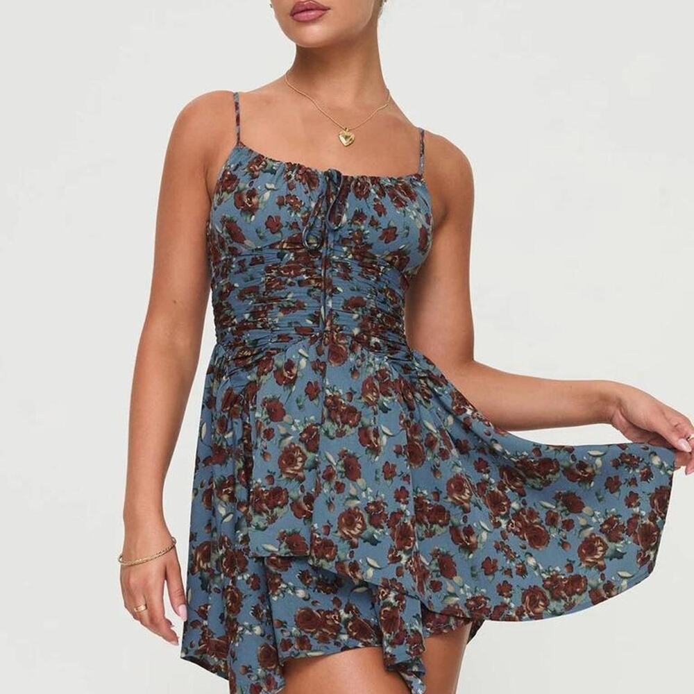 Princess Polly Barrett blue floral‎ Mini dress size 4 $65